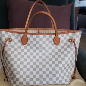 Louis Vuitton Neverfull MM